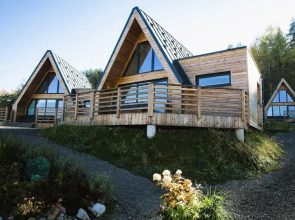 Mountains&Lakes – Chaletdorf & Apartments