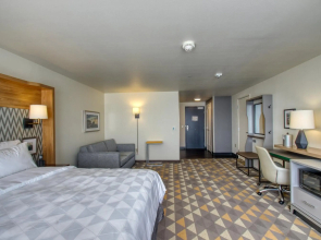 Holiday Inn - Appleton, an IHG Hotel