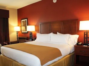 Holiday Inn Express Hotel & Suites Paducah West by IHG