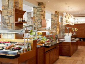 Anthemus Sea Beach Hotel & Spa