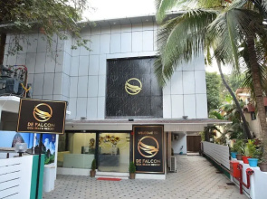 De Falcon Goa Beach Resort