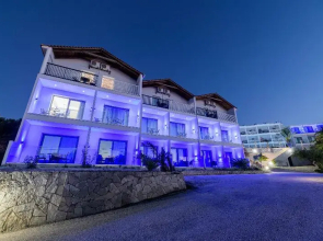 Christina Apartments