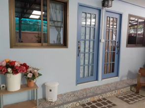 BaanSu Hostel