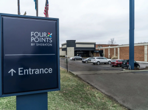 Four Points by Sheraton Detroit Novi