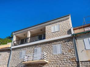 A3 - Beautiful Seafront apt w. Magnificent View