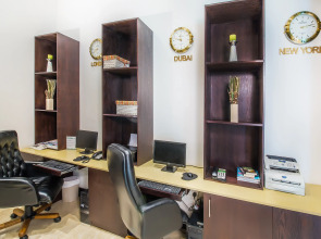 Sunday Hotel Holiday International Dubai