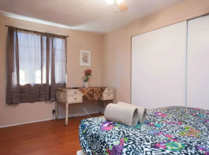 Cozy 3 Bedroom Vacation House