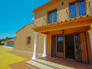 Marques - holiday home with private swimming pool in Benitachell