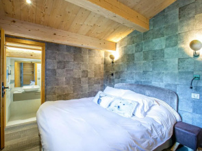 Chalet La Clusaz, 5 pièces, 10 personnes - FR-1-437-80
