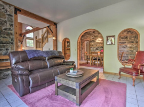 Historic Helena Retreat - Near Dtwn & Mt Helena!