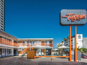 The Tangerine - A Burbank Hotel