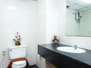 Town In Town Garden Resort