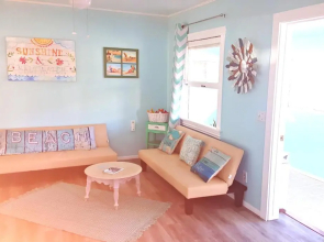 Short walk to beach 3 br 2 bath restored 1935 home