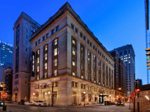 Hampton Inn & Suites Baltimore Inner Harbor