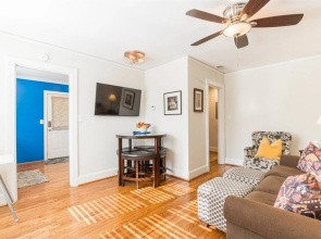 Randall St, 204