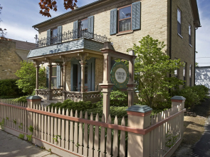 Washington House Inn
