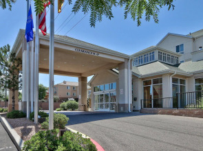 Hilton Garden Inn Albuquerque / Journal Center