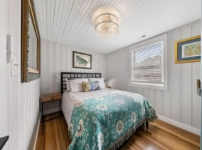 Lil Pearl 2 Bedroom Bungalow by RedAwning