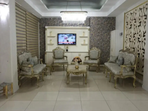 Grand Diamond Hotel