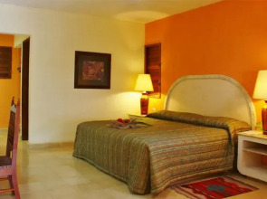 Chicanná Ecovillage Resort