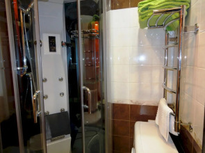 Апартаменты Максим