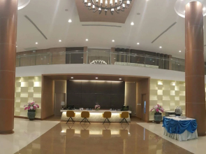 Srivaree Pavilion Hotel And Training Center