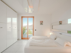 Stunning 1 bed Lake Maggiore Apartment
