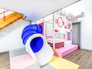 Gapyeong Ghainn Kids Poolvilla