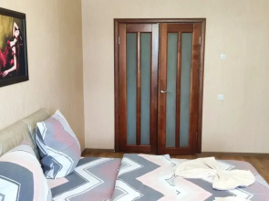 Mango Apartment on Dzerzhinsky Street 79