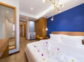 Nanxing holiday hotel (Mount Emei tourist center, Emeishan high-speed railway station)