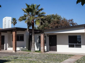 California Villas y Hotel