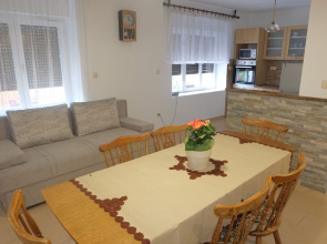 House Dragica
