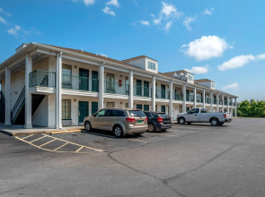 Econo Lodge Tupelo Barnes Crossing