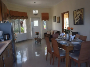 Zoi's Holidays Apartment