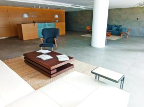 Great Beach Apartment, 5+1 Guests. Pool, Amenities