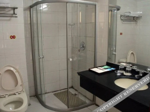 Red Cherry Hotel(扬州红樱桃宾馆)