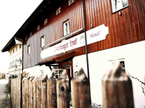 A8 Hotel im Darchinger Hof, Bed & Breakfast