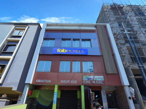 FabHotel New Central