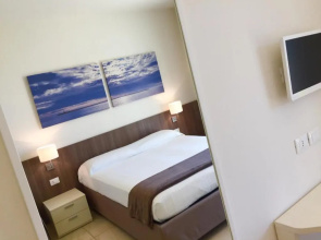 Residenza Roma Marina