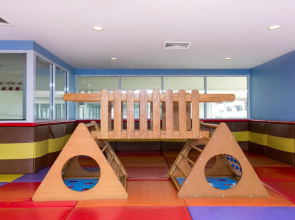 S.M. Grande Residence