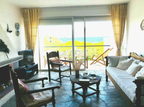 Sea-view maisonette at Sounio