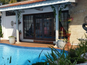 HoneyPot Guesthouse
