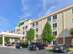 Holiday Inn Express Wixom by IHG