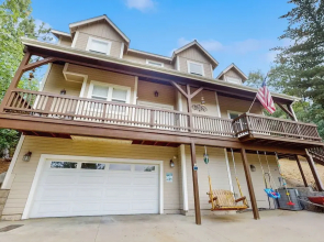 4BR Relaxing Home w/ Sing, Games & Ping-pong