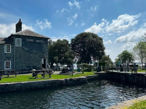 The Turf Hotel