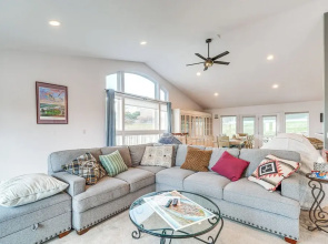 Inviting Great Falls Home w/ Wraparound Deck!