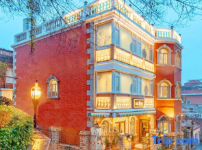 Gulangyu Island WHITE Juyi Holiday Villa (Riguangyan Branch)