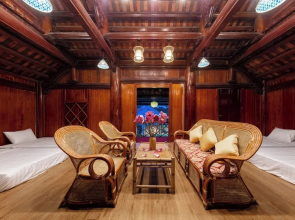 Room in Chalet - Trang An Ao Dai Homestay - Wooden House With Field View and Private Bathroom