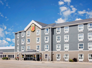 Super 8 by Wyndham Kapuskasing