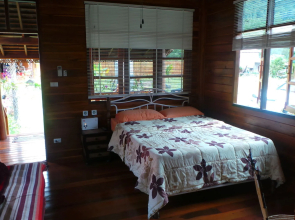 Golden Teak Resort Baan Sapparot